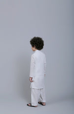 Load image into Gallery viewer, White Waistcoat Suit
